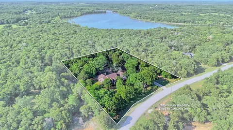 735 Sleepy Hollow Ln, Valley View, TX 76272