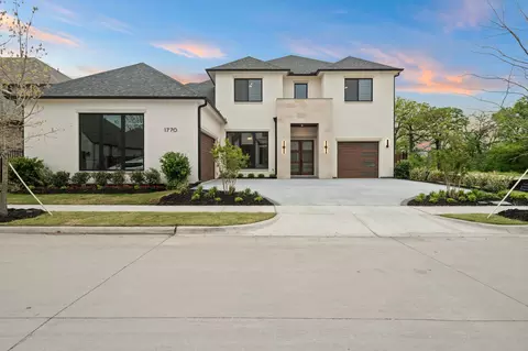 1770 Coopers Hawk Dr, Arlington, TX 76005