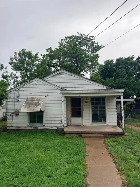 821 Hillburn Dr, Dallas, TX 75217