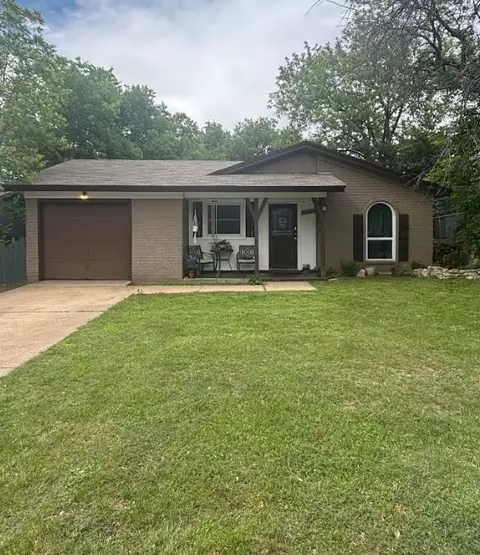 8232 Richard St, White Settlement, TX 76108