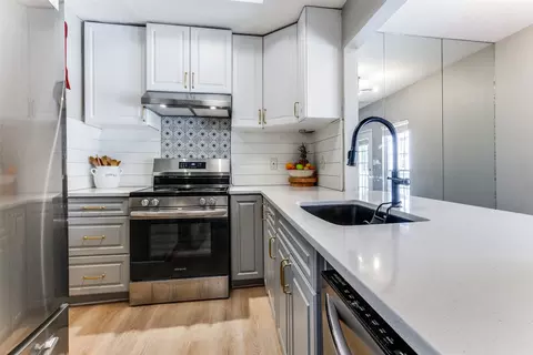 8600 Coppertowne Ln #903, Dallas, TX 75243