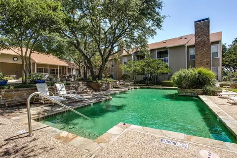 8600 Coppertowne Ln #903, Dallas, TX 75243