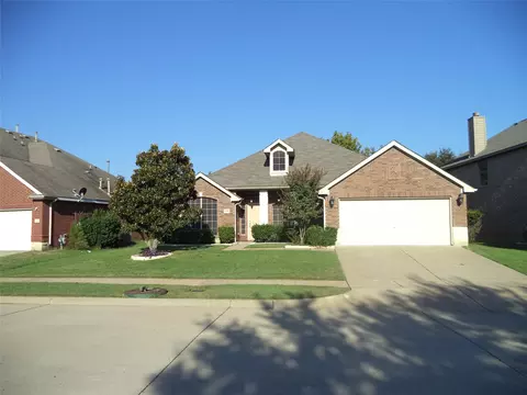 9220 Water Oak Dr, Arlington, TX 76002