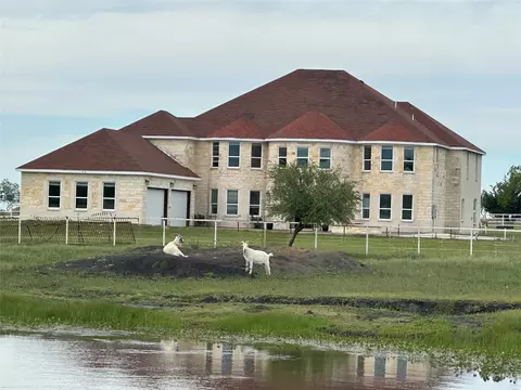 241 Gentry Rd, Ennis, TX 75119