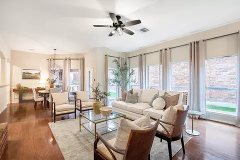 9458 Park Garden Dr, Frisco, TX 75035