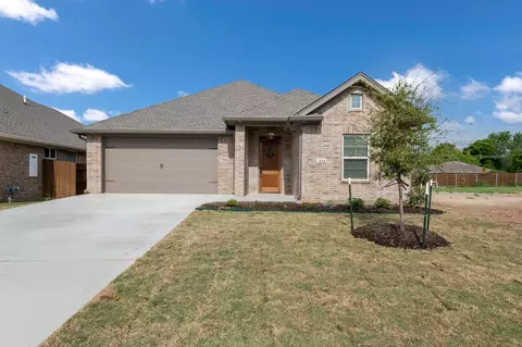 336 Camellia Dr, Hewitt, TX 76643