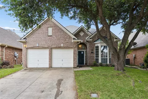3768 Lakeway Ct, Addison, TX 75001