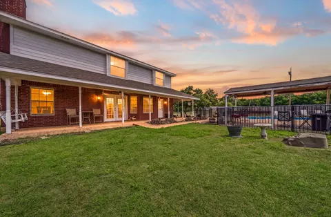 129 Lemley Ln, Waco, TX 76705