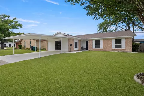 4019 Topaz Dr, Mesquite, TX 75150