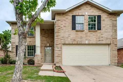 12705 Shady Cedar Dr, Fort Worth, TX 76244