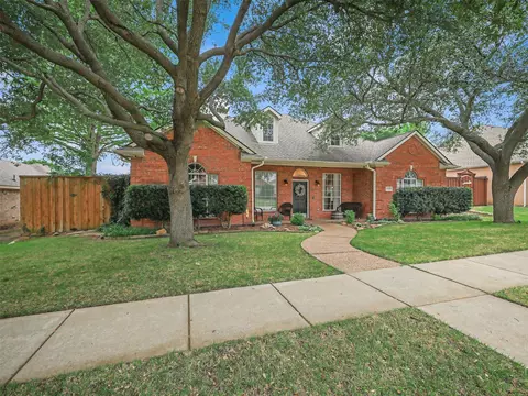 11721 Waterford Ln, Frisco, TX 75035