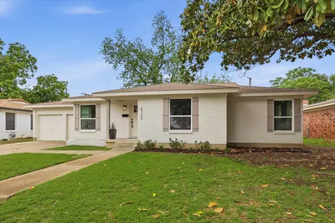 6705 Park Place Dr, Richland Hills, TX 76118