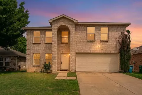 5718 Green Ivy Rd, Denton, TX 76210