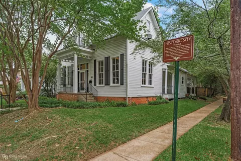 857 Robinson Pl, Shreveport, LA 71104