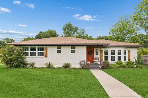 2306 W Five Mile Pkwy, Dallas, TX 75224