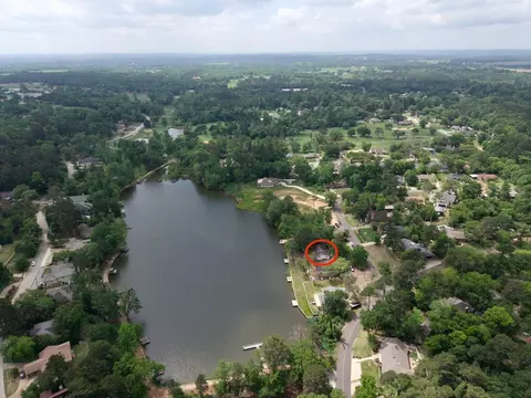 1221 Chateau Ln, Hideaway, TX 75771
