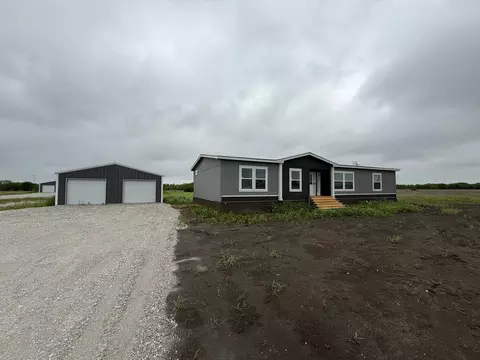 5945 County Road 1017, Joshua, TX 76058