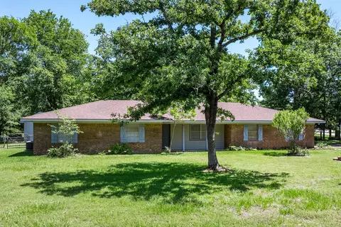 1 Oakridge Cir, Star Harbor, TX 75148