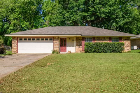 3207 Pine Haven Ln, Haughton, LA 71037