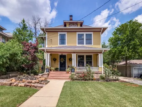 716 W Oak St, Denton, TX 76201