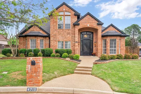 4715 Morris Heights Dr, Arlington, TX 76016