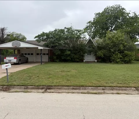 3350 Green Acres Rd, Abilene, TX 79605