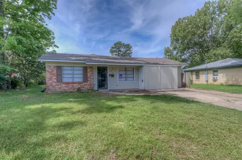 8948 Hilton Dr, Shreveport, LA 71118