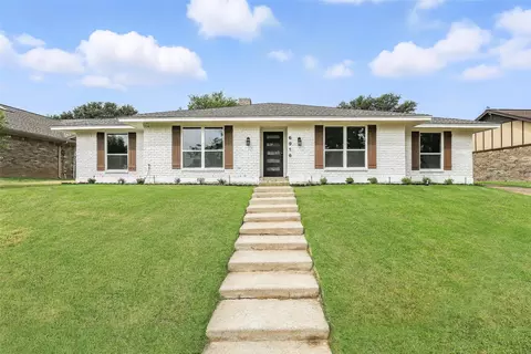 6916 Winchester Pl, Fort Worth, TX 76133