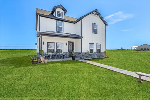 505 Farmer Rd, Ennis, TX 75119