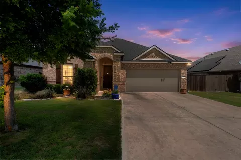 3605 Worthington Dr, Midlothian, TX 76065