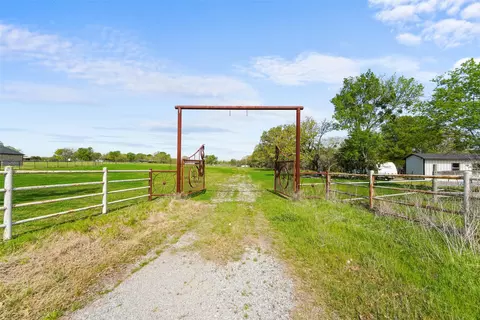 9764 Cr 2422 Rd, Royse City, TX 75189
