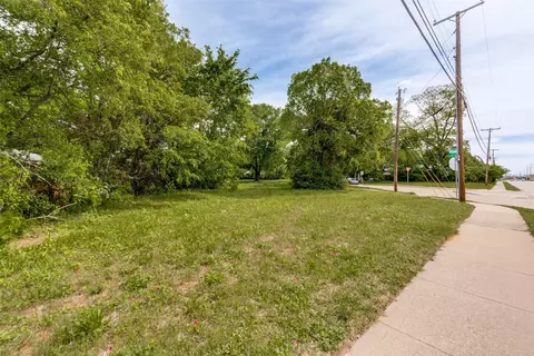 3711 Carpenter Ave, Dallas, TX 75210