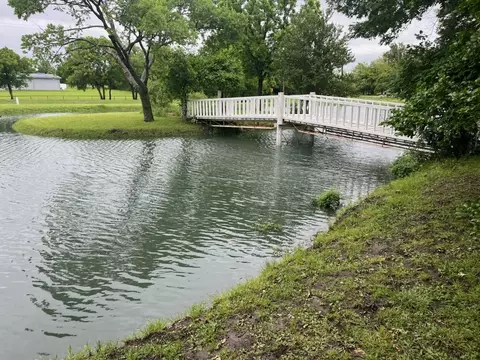 2982 Fm 2194, Farmersville, TX 75442