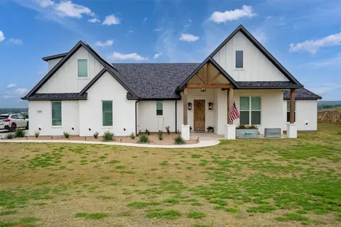 1040 Agnes N, Springtown, TX 76082