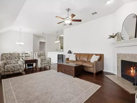 4936 Carrotwood Dr, Fort Worth, TX 76244