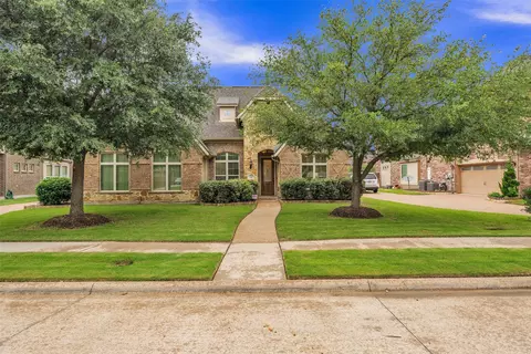 205 Adventus Ct, Mansfield, TX 76063