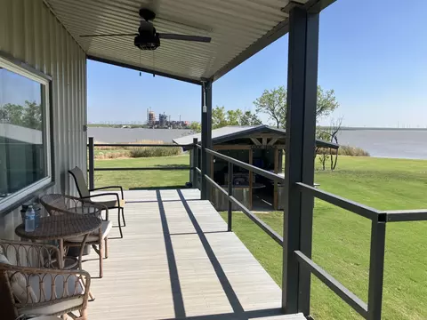 Exterior - 698 Blue Cat Blvd, Haskell, TX 79521 photo 2 of 4
