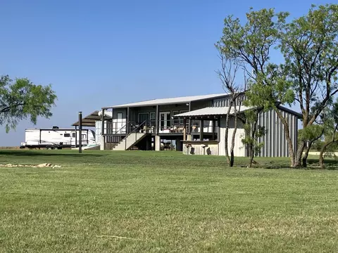 698 Blue Cat Blvd, Haskell, TX 79521