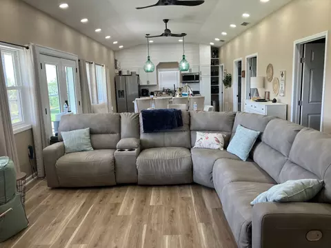 Living - 698 Blue Cat Blvd, Haskell, TX 79521 photo 2 of 2