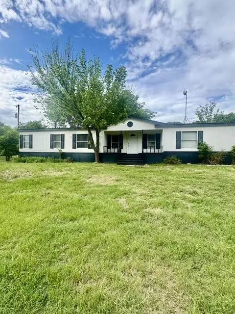 723 Highland Cir, Springtown, TX 76082