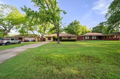 200 W Garrity St, Corsicana, TX 75110