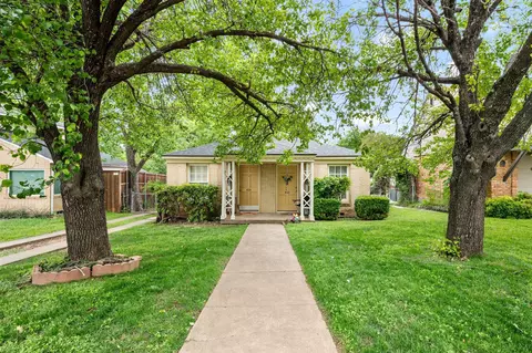 412 N Montreal, Dallas, TX 75208