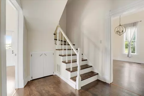 Entry Way - 310 E 3rd St, Mount Pleasant, TX 75455 photo 1 of 1