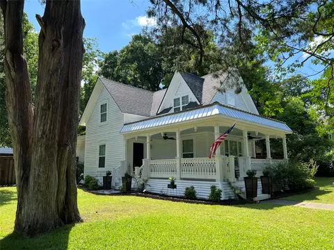 Exterior - 701 Johnson, Terrell, TX 75160 photo 3 of 10