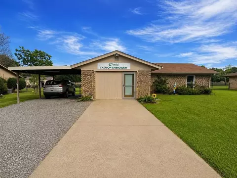 5230 Fm 2495, Athens, TX 75752