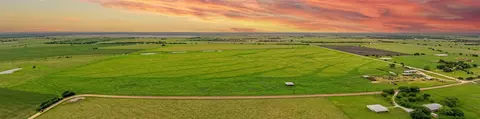 1010 County Road 382, Era, TX 76238