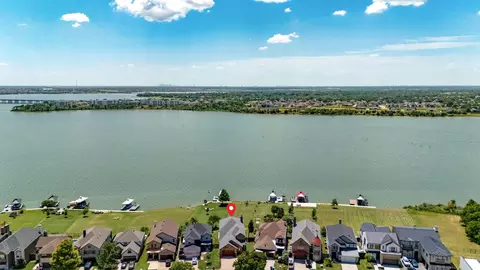 2313 Windjammer Way, Rowlett, TX 75088