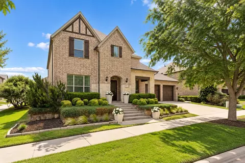 4908 Union Park Blvd E, Aubrey, TX 76227