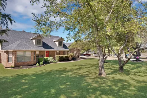 133 Miramar Cir, Weatherford, TX 76085