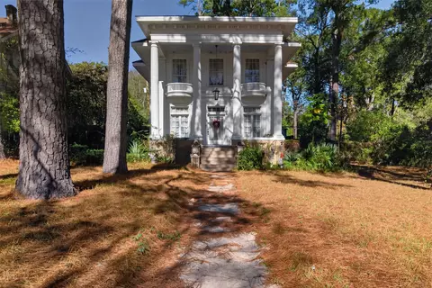 704 Wilkinson St, Shreveport, LA 71104